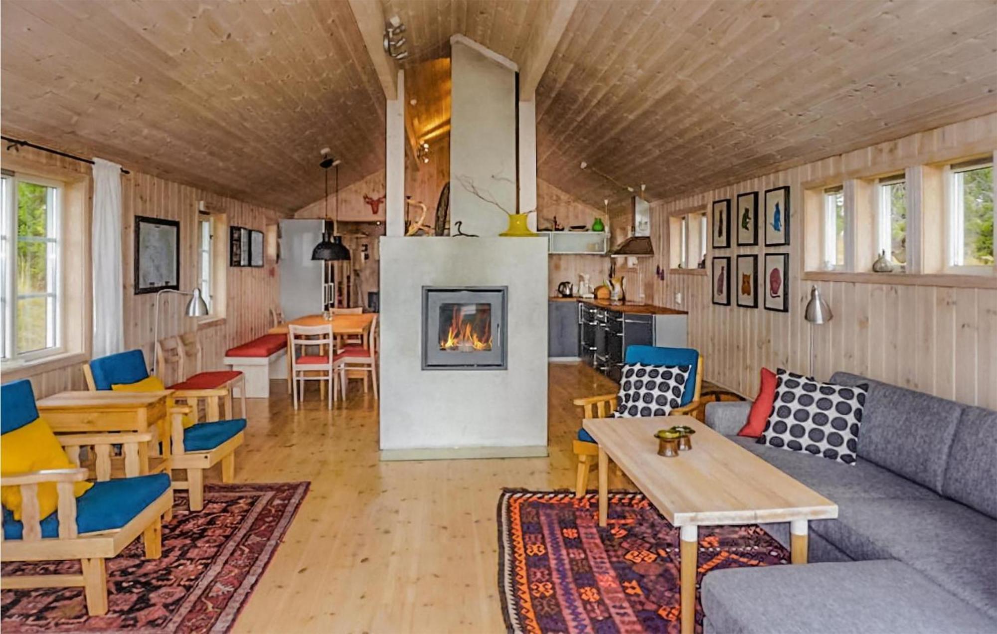 Amazing Home In Sjusjoen With Kitchen Exterior photo